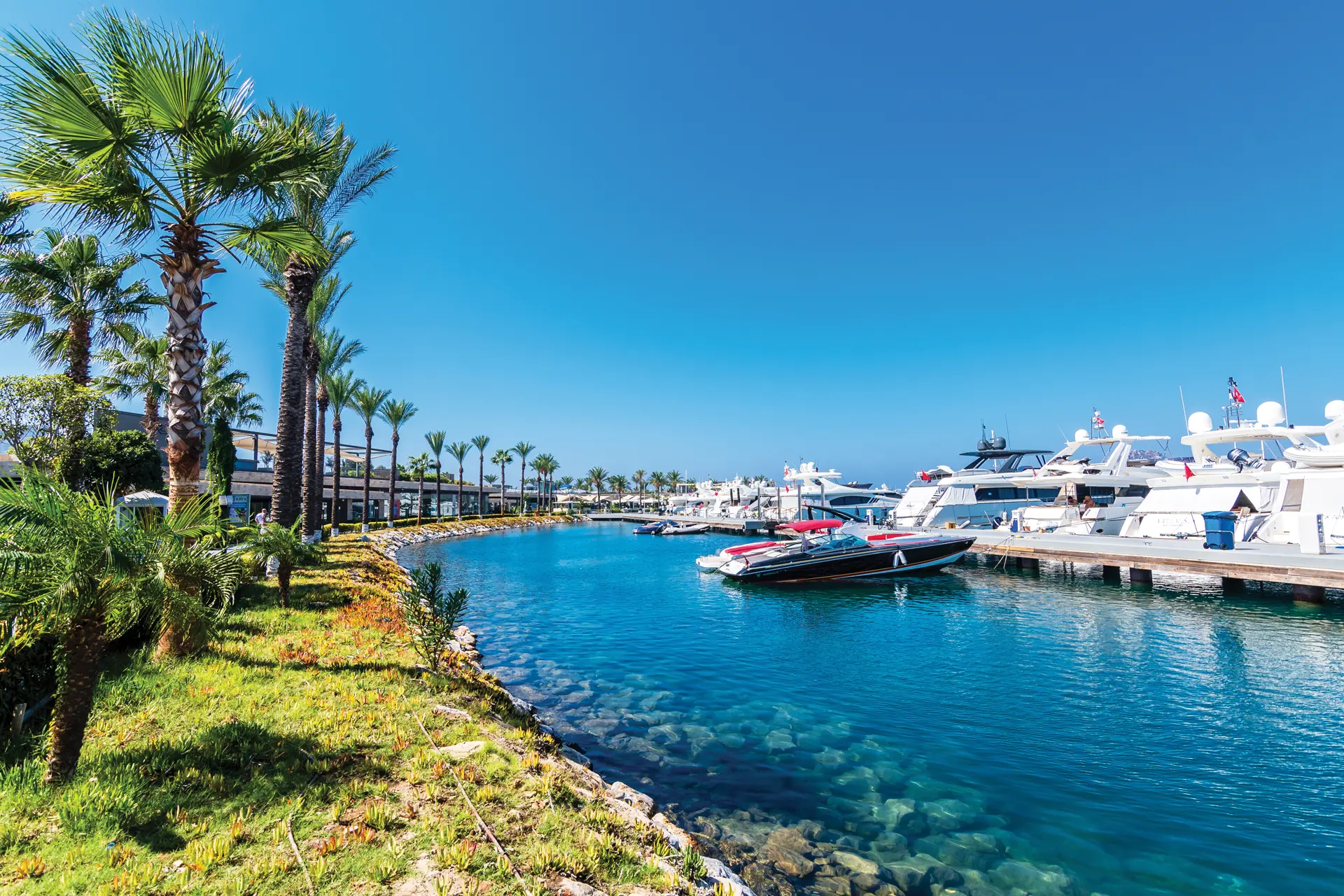 Yalıkavak: Lüksün ve Modanın Buluşma Noktası